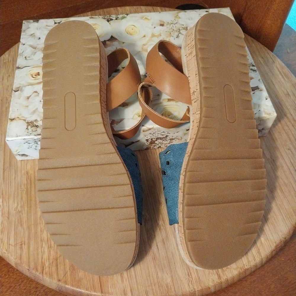 Kim Rogers Ultra Comfort Hayward Blue Sandals Size 8M Cork Soles Summer Strap EC - Picture 4 of 11